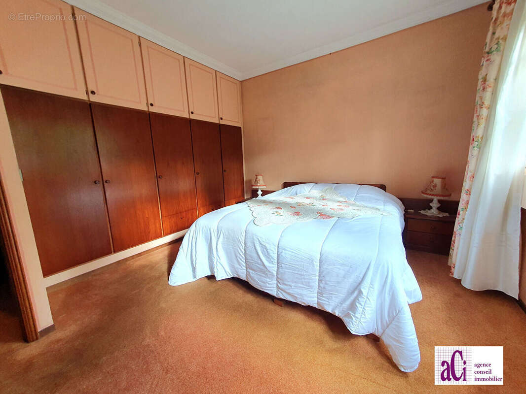 Maison à L&#039;HAY-LES-ROSES