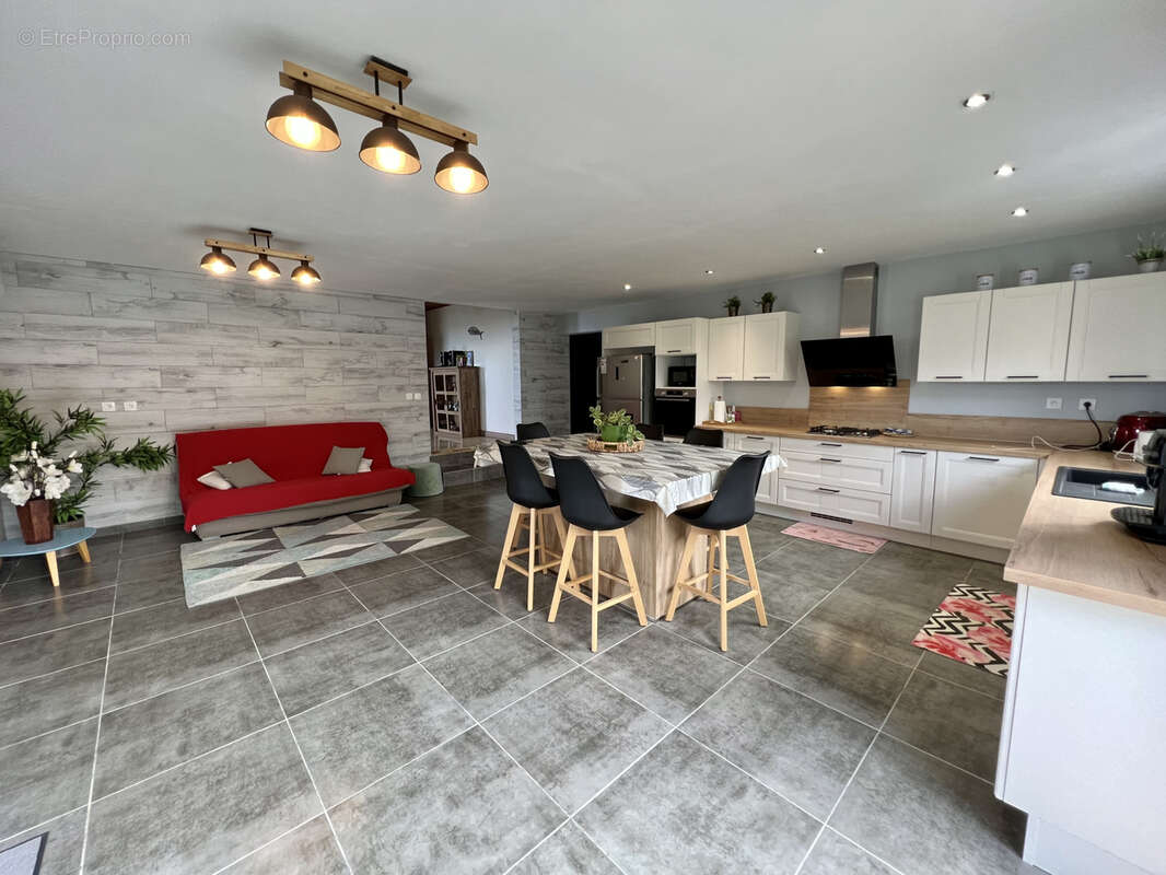 Maison à SAINT-JOSEPH