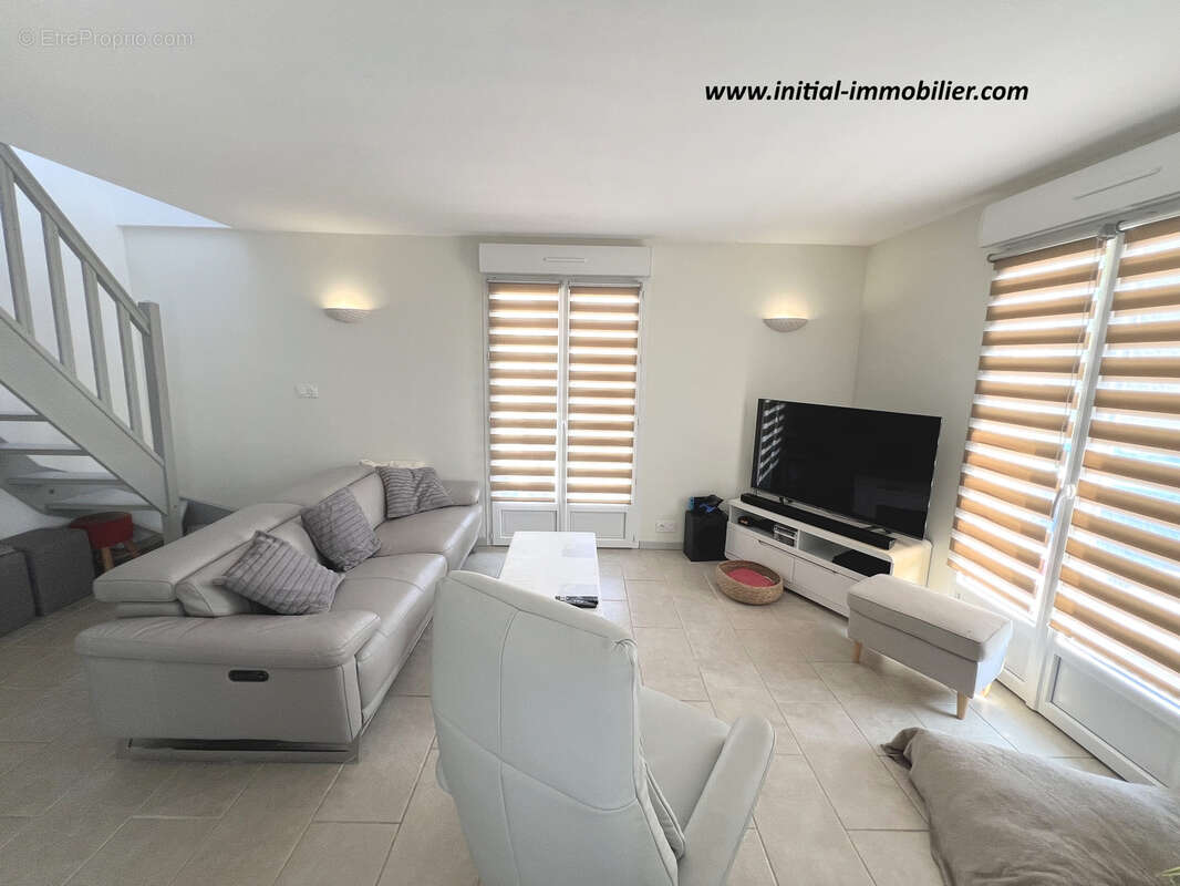 Maison 118 m² à Cerelles  - photo 3