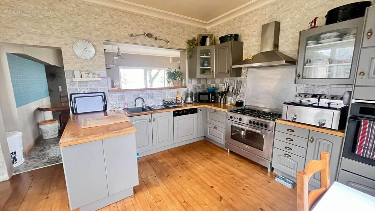 Maison à SAINT-BENOIT-DE-CARMAUX