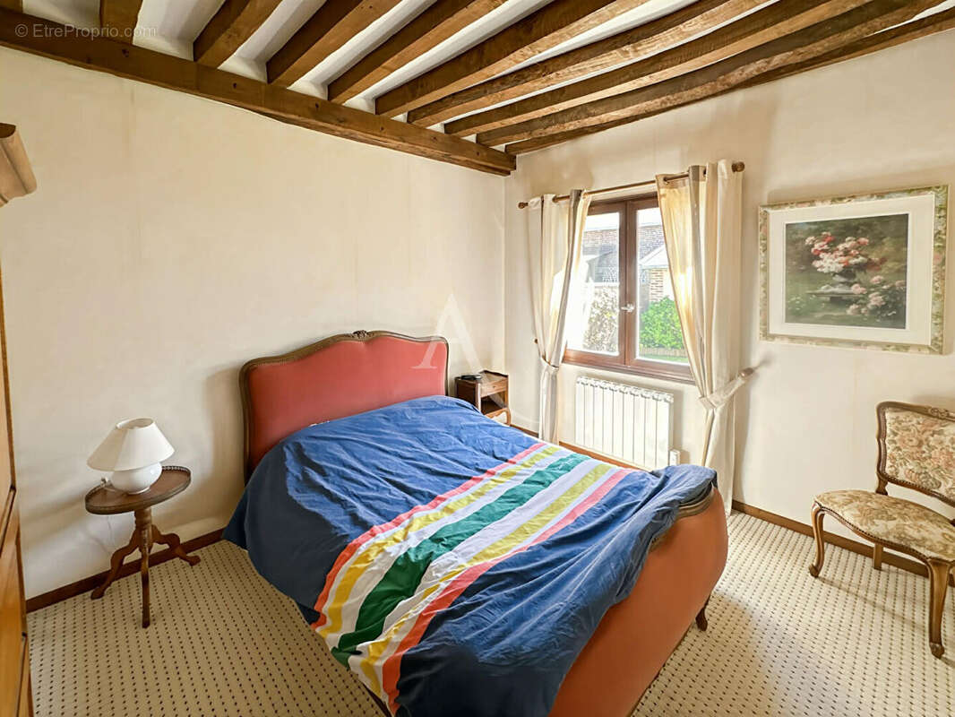 Maison à ETREPAGNY