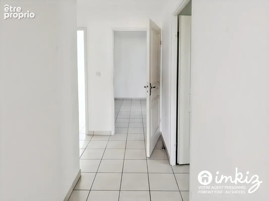 T4, terrasse 21 m², parkings, 10mns Montpellier - photo 9