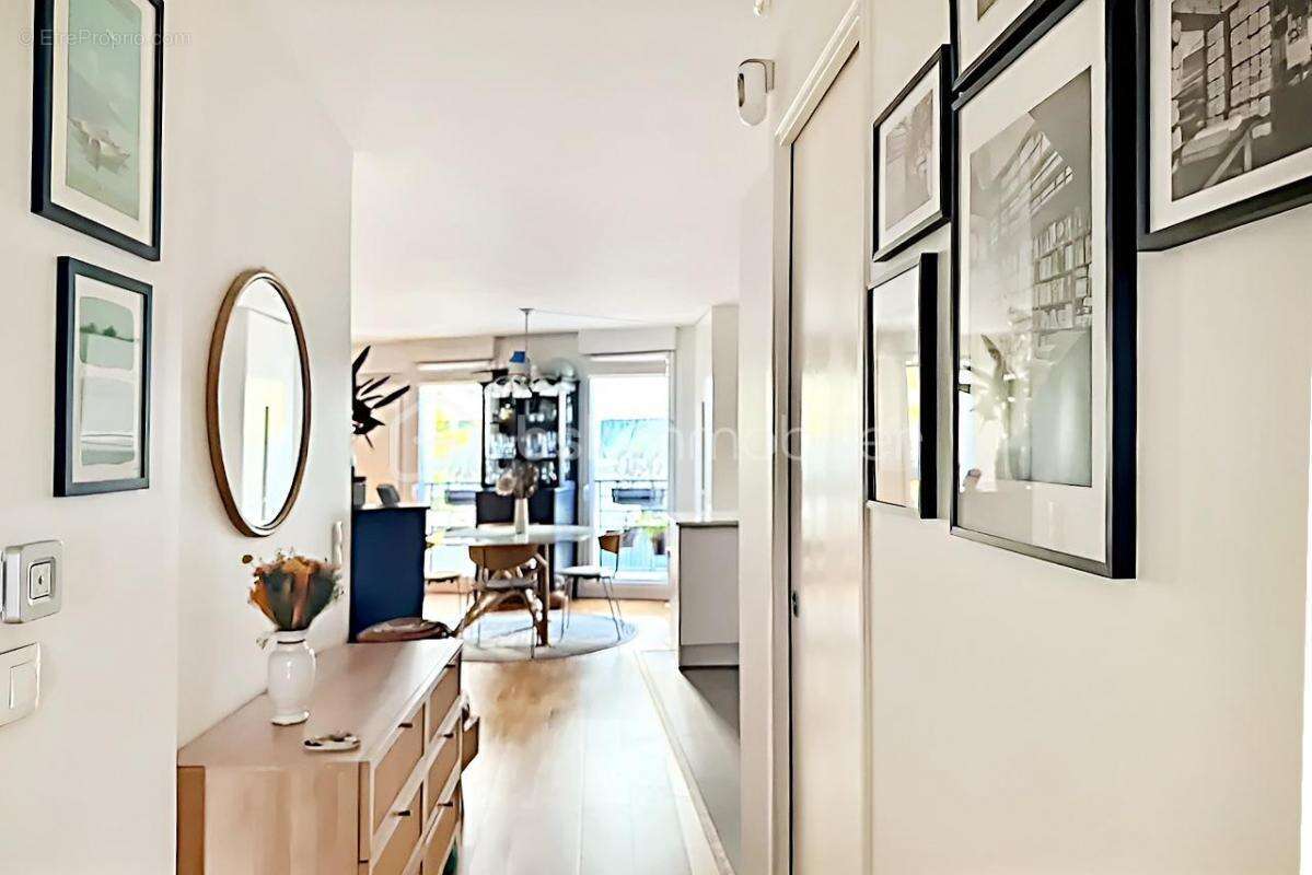 Appartement à PARIS-19E