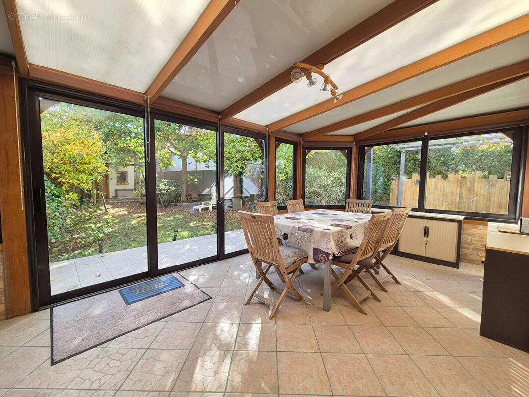 Maison à MONTIGNY-LE-BRETONNEUX