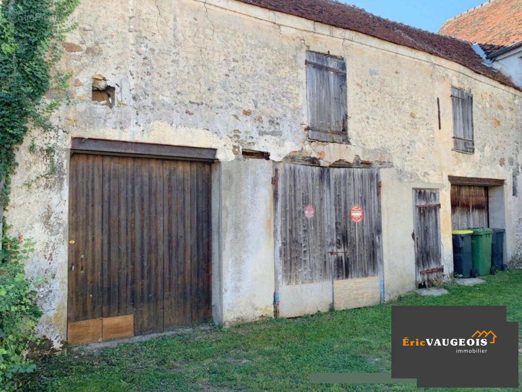 Maison à REBAIS