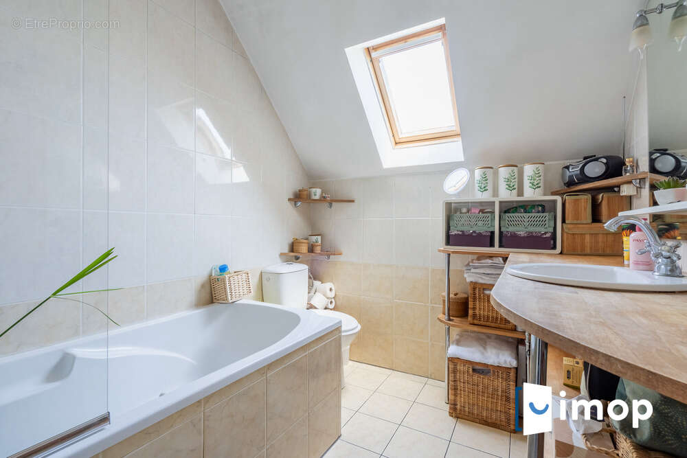 Maison à VILLIERS-SUR-MARNE