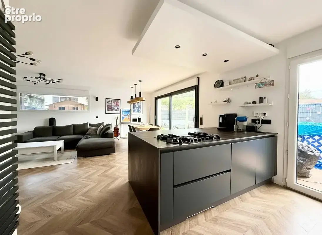 Maison 5 pièces 115 m² à vendre à Scionzier (74950) - photo 3