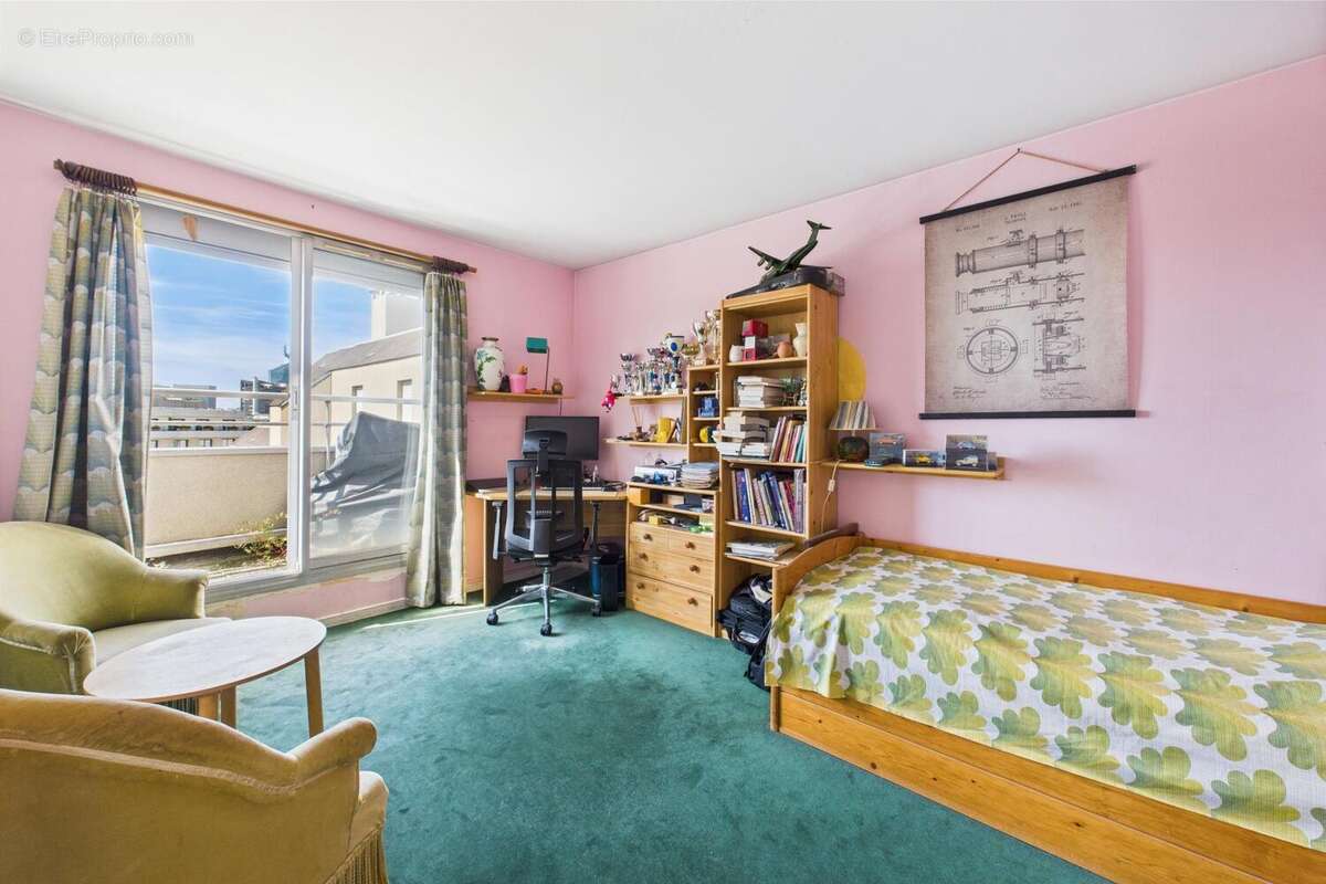 Photo 6 - Appartement à COURBEVOIE