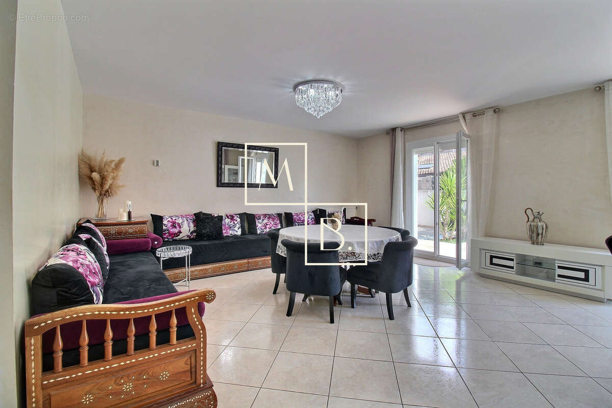 Montpellier Village, maison 6 pièces de 130m2 avec 4 grandes chambres, terrasse et piscine. - photo 6