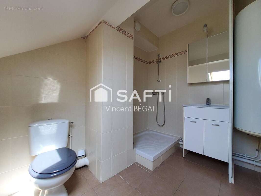 Photo 8 - Appartement à MONTEREAU-FAULT-YONNE