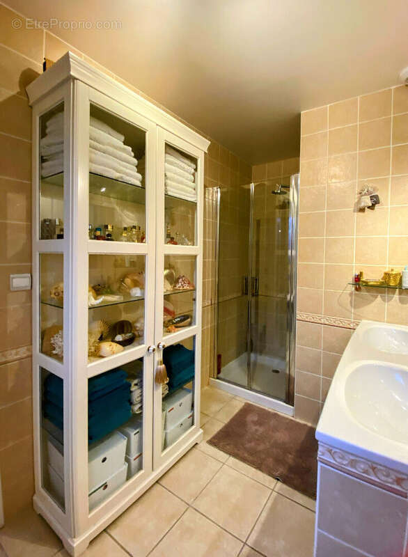 Maison à L&#039;ISLE-SUR-LA-SORGUE