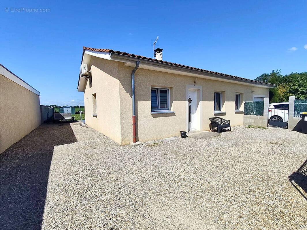 Maison à LOYETTES