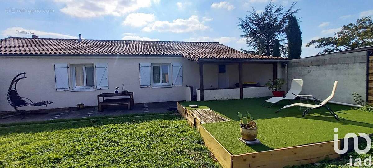 Photo 2 - Maison à LES FOSSES