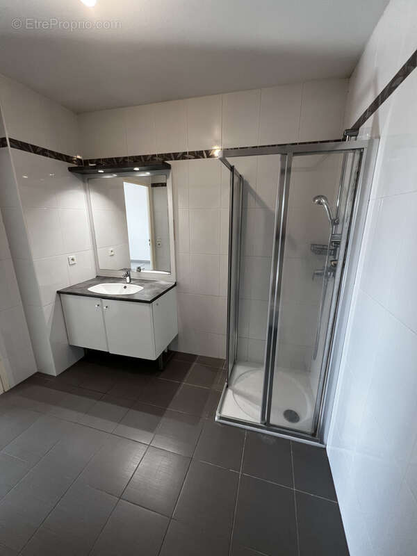 Appartement à SAINTE-GENEVIEVE-DES-BOIS