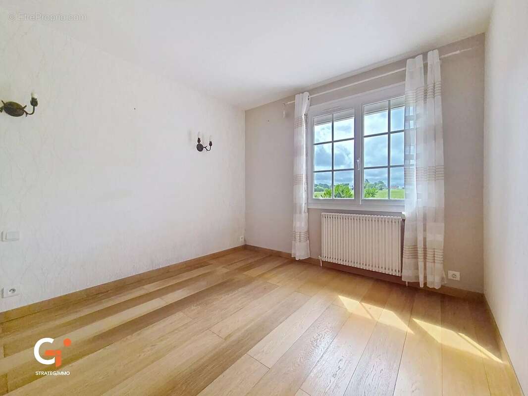 Maison à HONGUEMARE-GUENOUVILLE