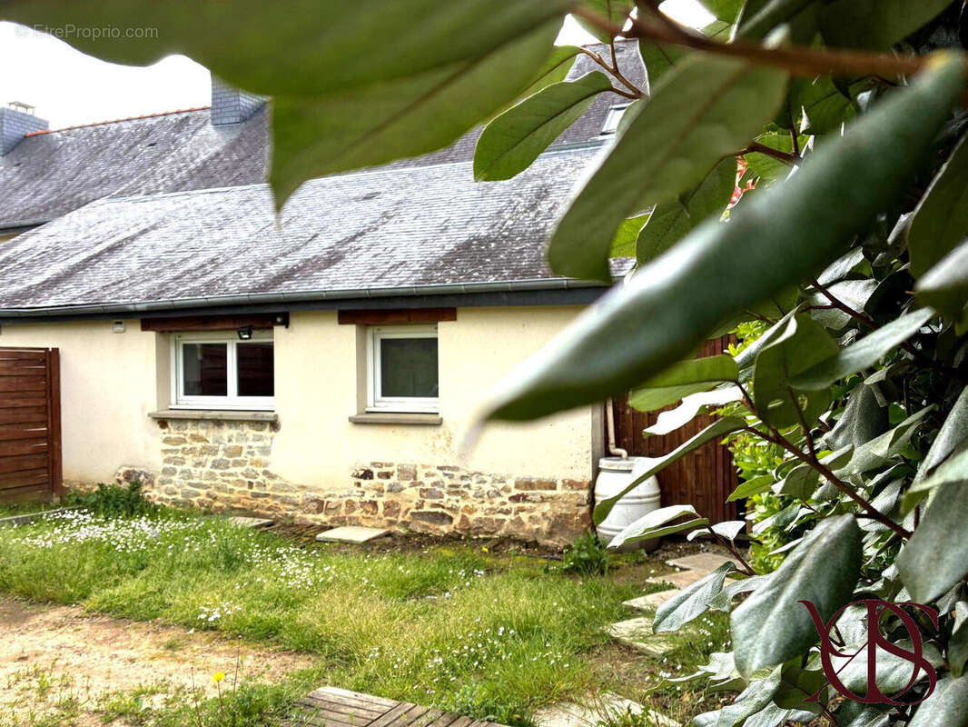 Maison 63 m² à Saint-Aubin-D'aubigne  - photo 7