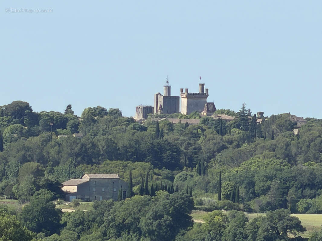 Maison à SAINT-QUENTIN-LA-POTERIE