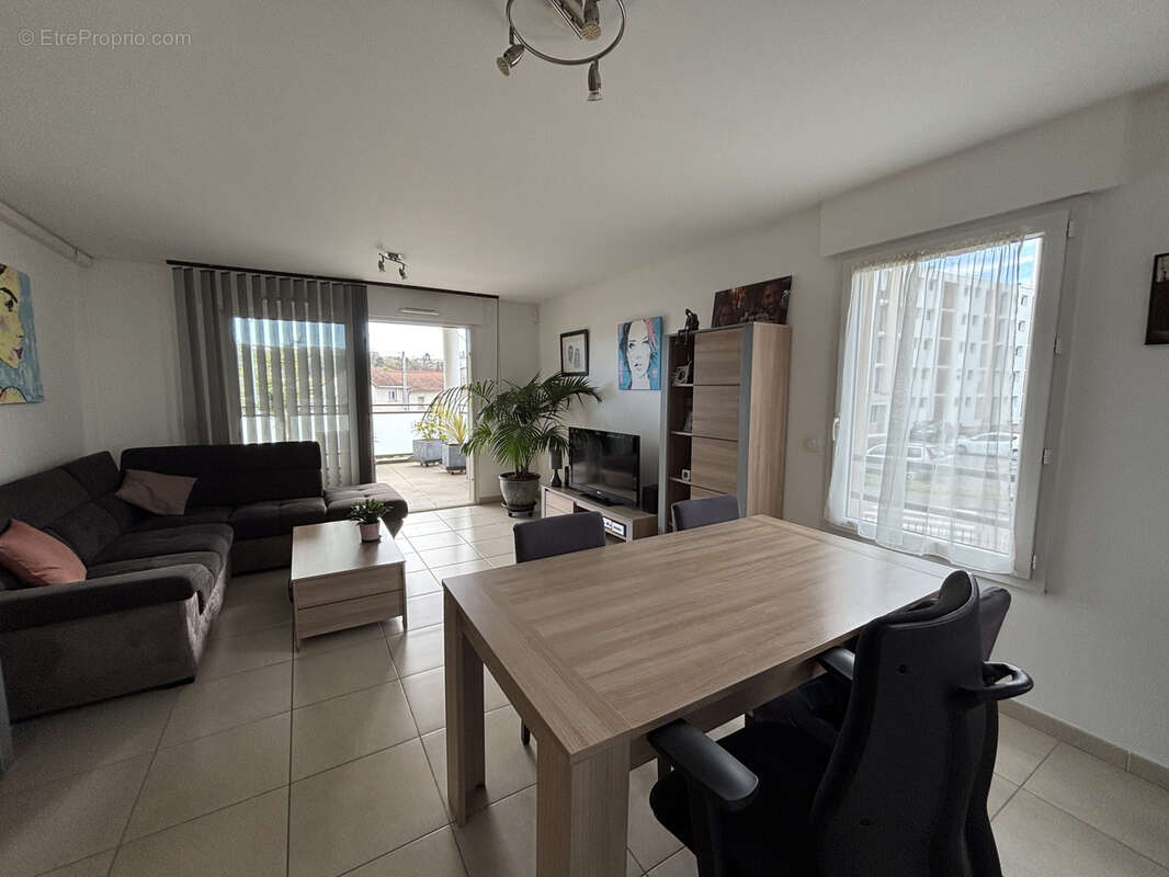 Appartement à BOURG-LES-VALENCE