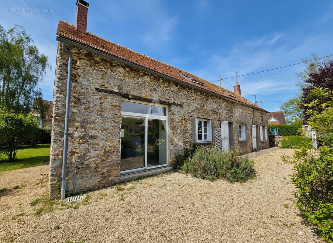 Maison à DOURDAN