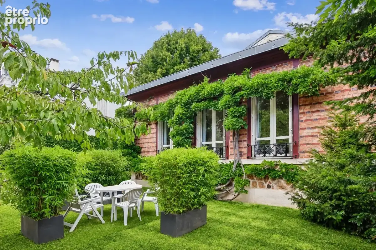 Bas de chatou - propriété de charme de 1888 - terrain paysager plein sud de 919 m² - deux habitations - photo 15