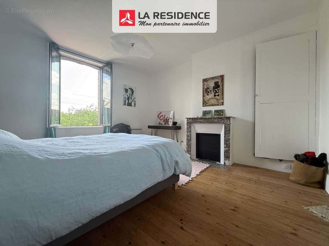 Maison à BONNIERES-SUR-SEINE