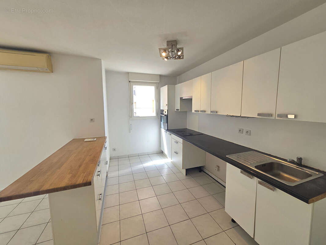 Appartement à MARSEILLE-10E