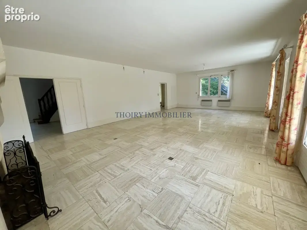 Propriété de charme 11 pièces sur 36 985 m2. - photo 6