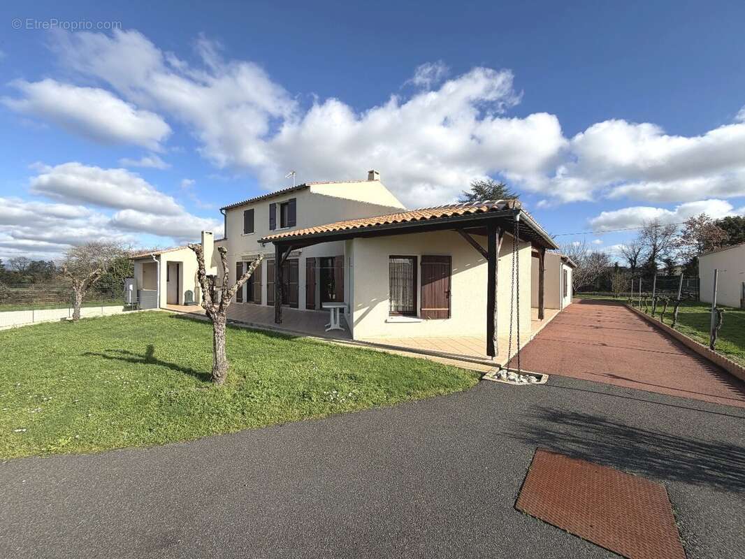 Maison à TESSON