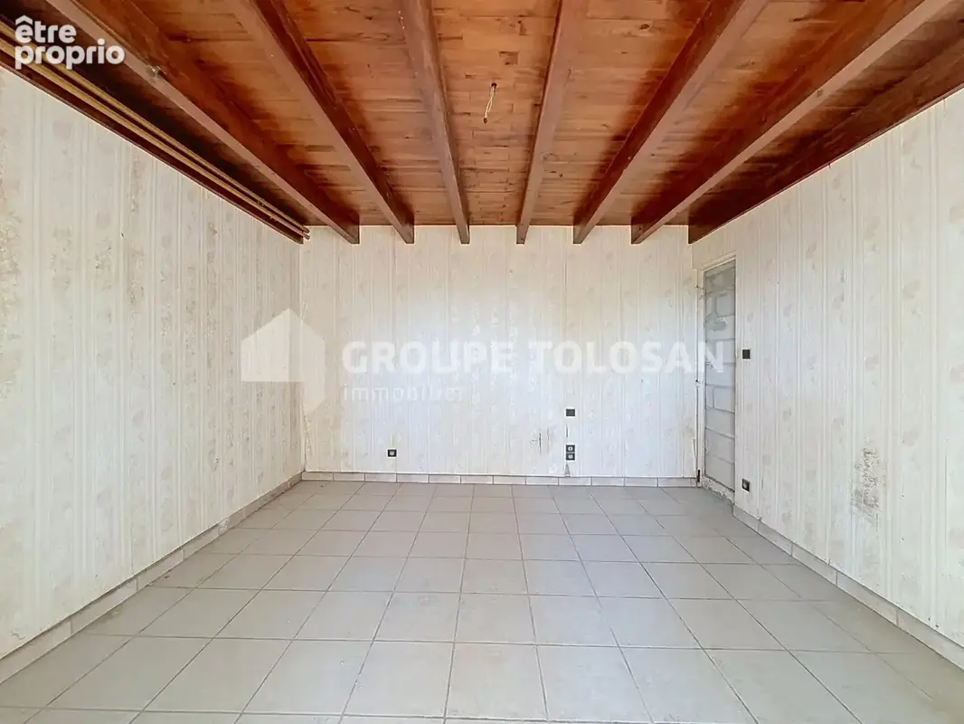 EXCLUSIVITE - T4 de 110 m2 avec garage et combles 55 m2 sur un terrain de 774 m2 - photo 4