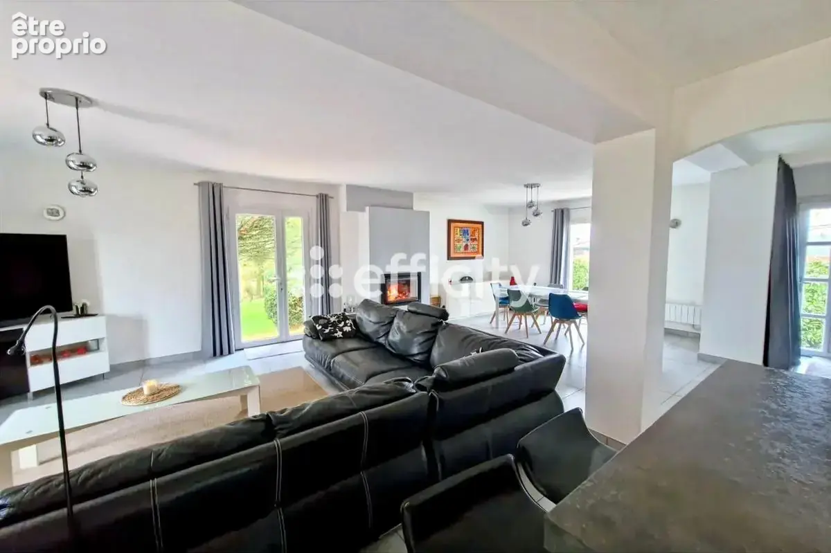 Maison 139 m² à Le Cellier  - photo 3