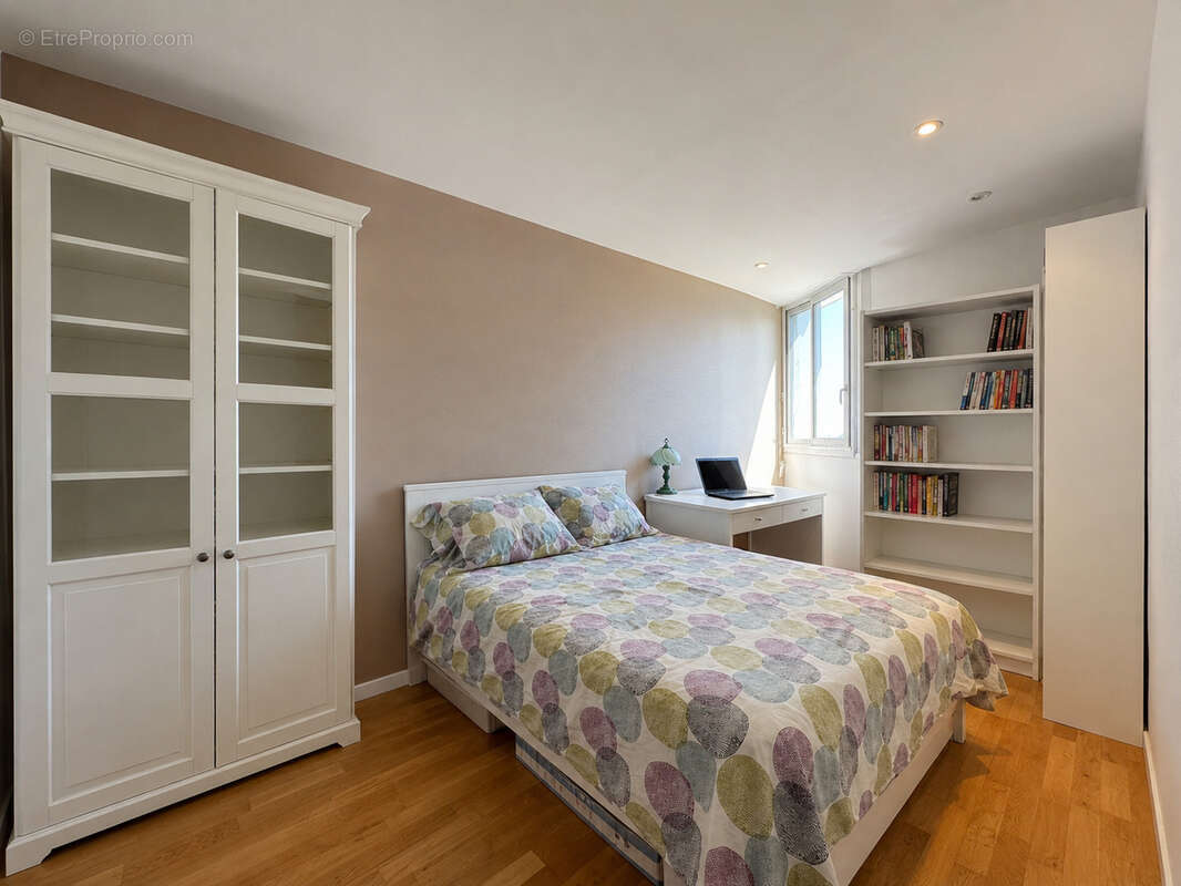 appartement 79 m2 4 pieces 3 chambres - photo 4