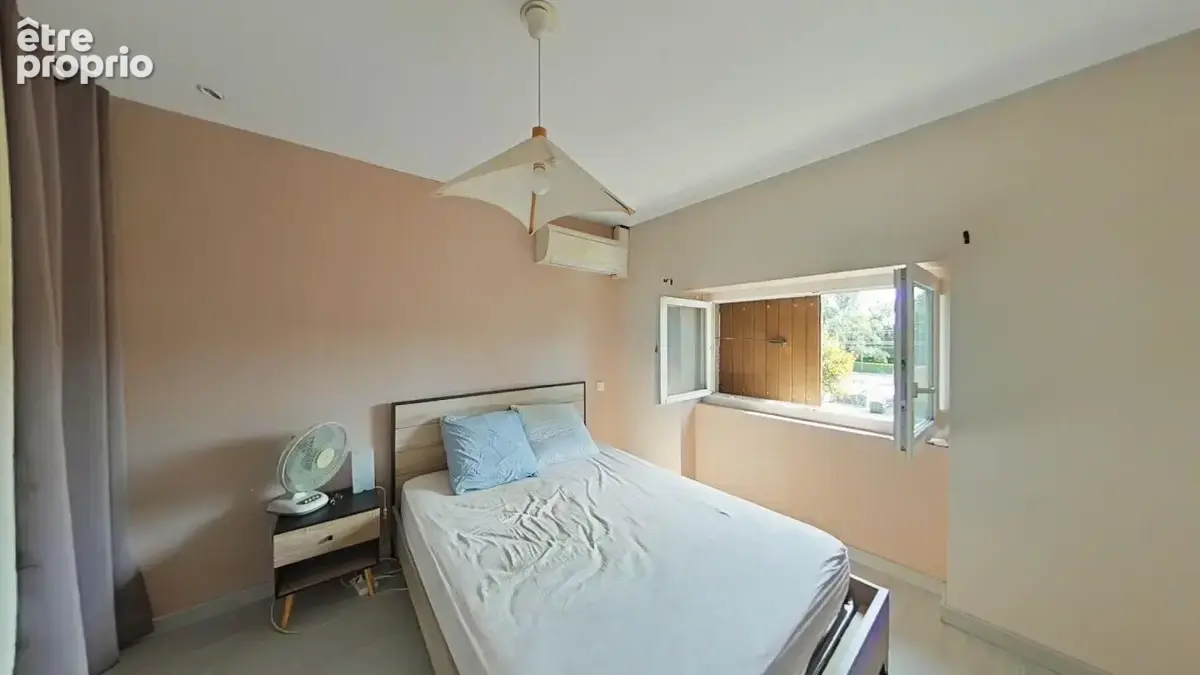 Immeuble avec local commercial et appartement – Centre du village de Soyons - photo 4
