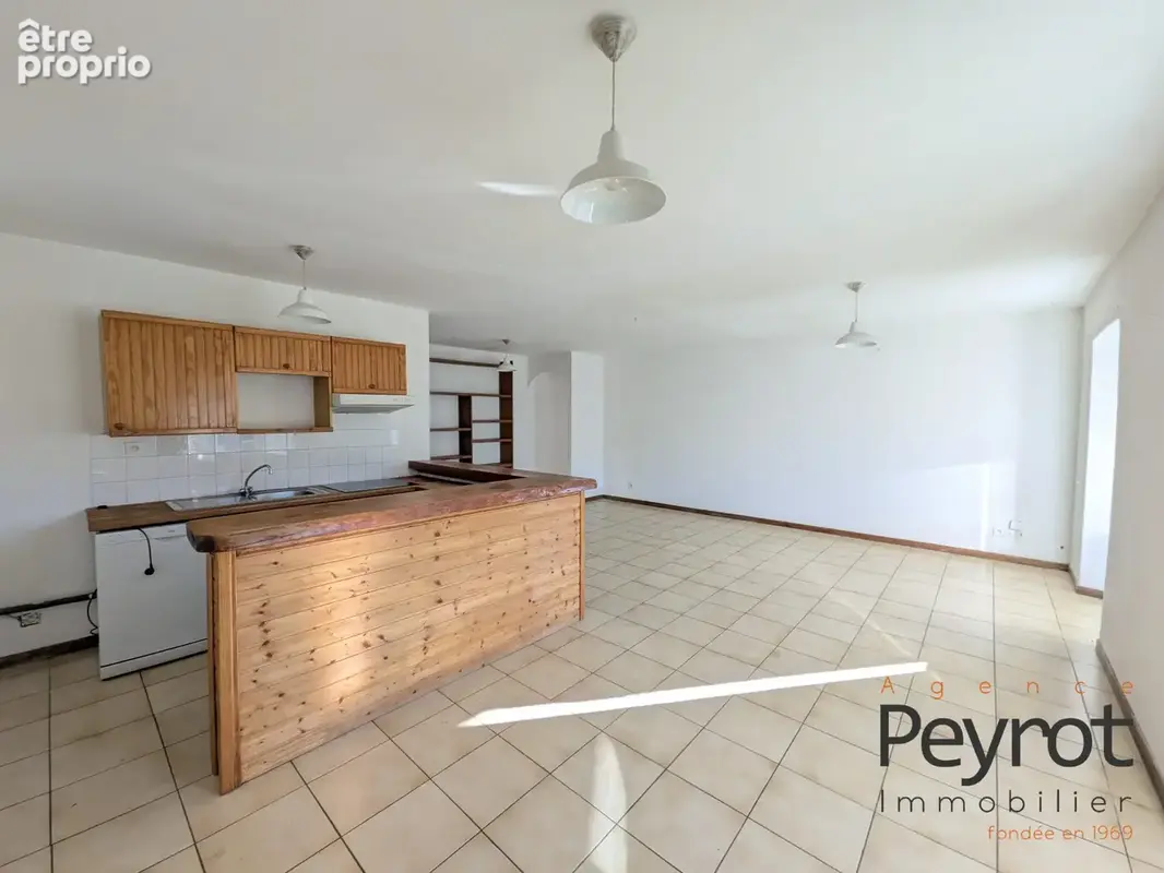 Appartement 4 pièces 81 m² à vendre à Puyvalador (66210) - photo 2