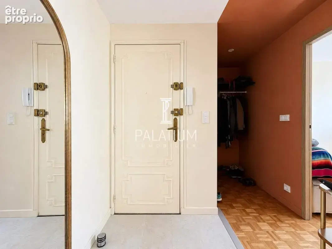 Magnifique appartement climatisé et rénové, en dernier étage - photo 7