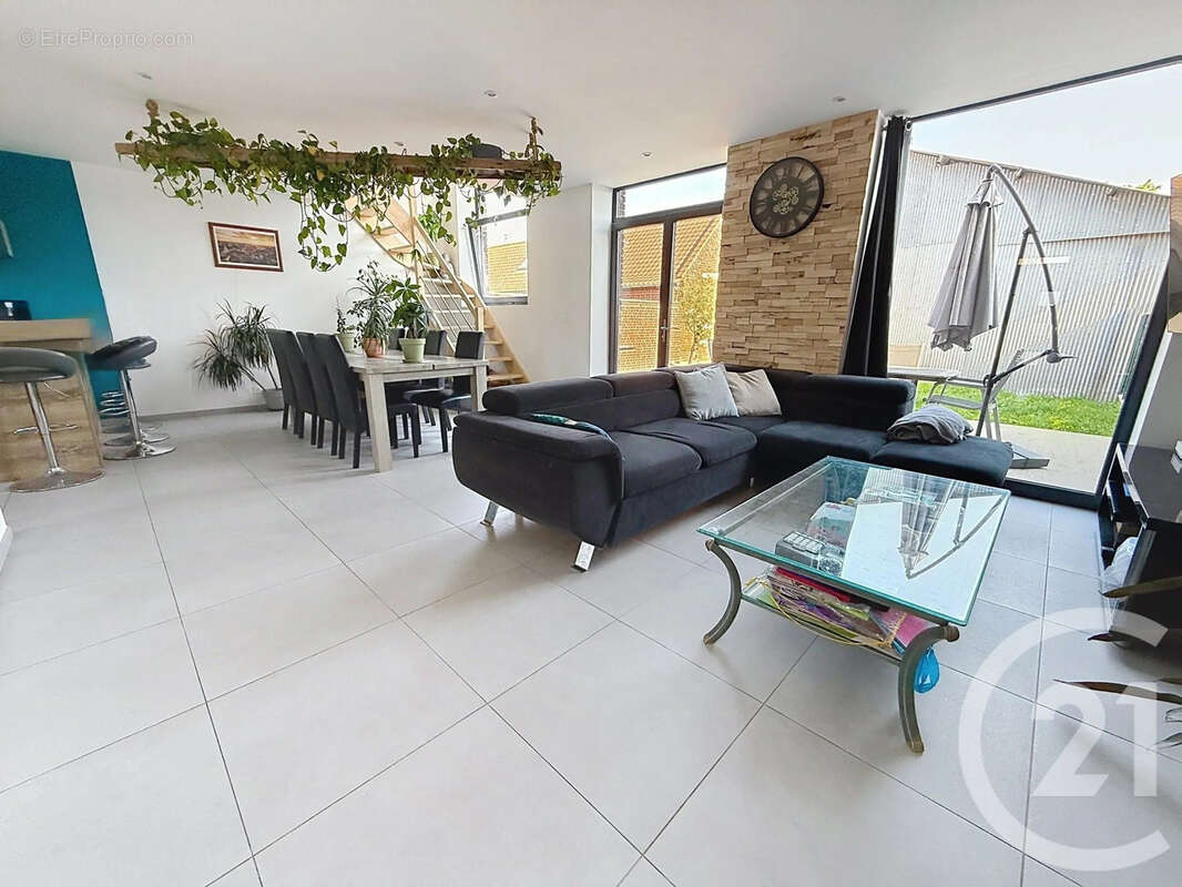 Maison 101 m² à Fretin  - photo 3