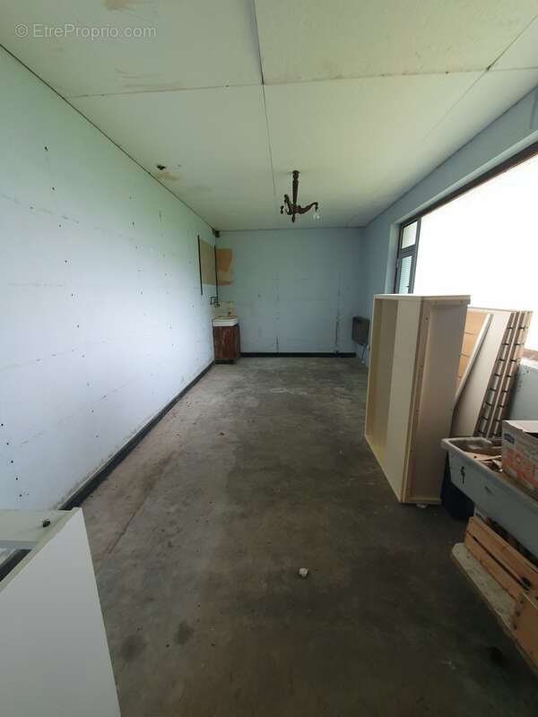 Commerce à LAGUIOLE