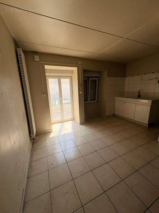 A vendre - granfontaine - maison 167 m² habitables - 357 m² - photo 10