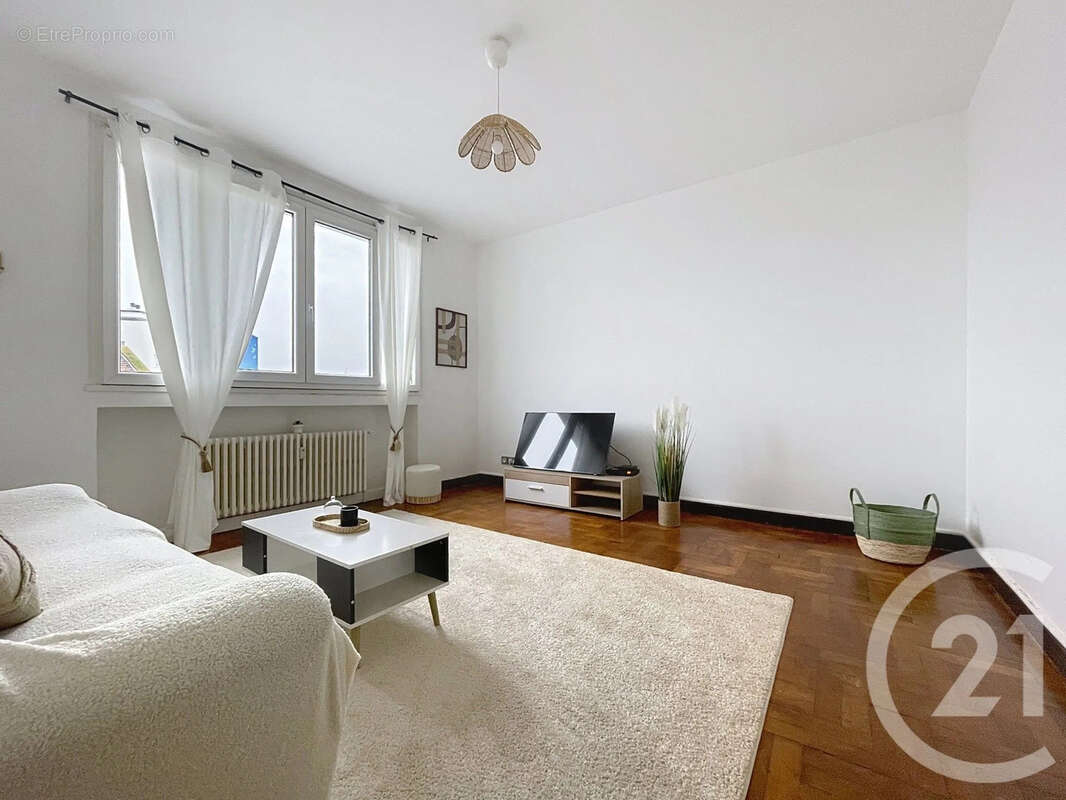 Appartement à LYON-8E