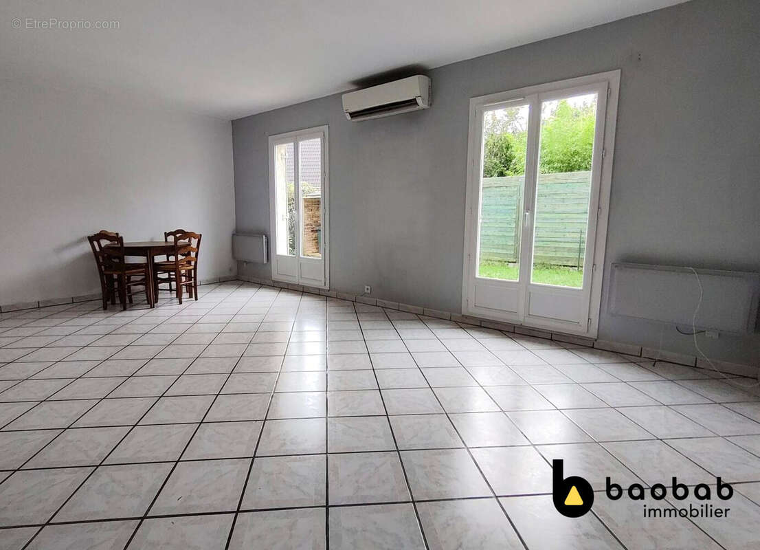 Maison à MALESHERBES