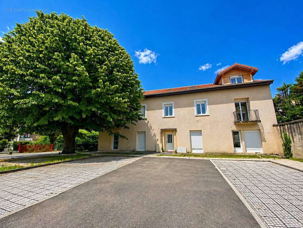 Appartement à AIX-LES-BAINS