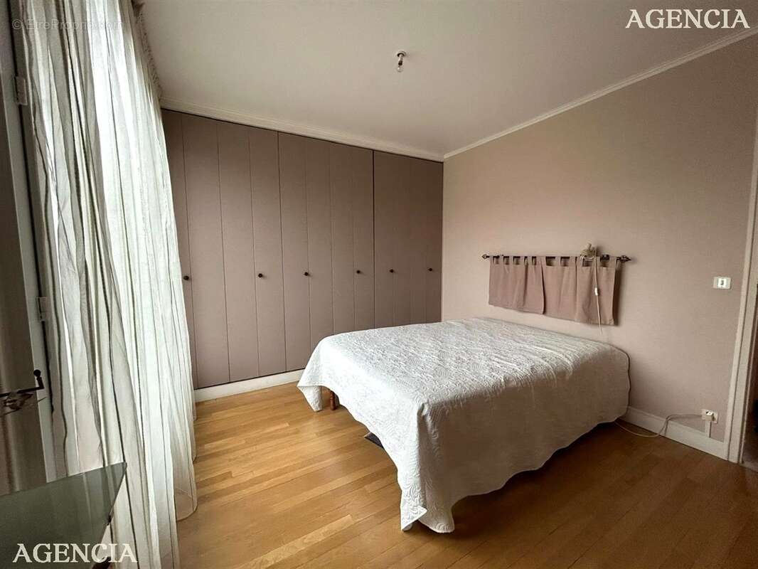 Maison à PONTAULT-COMBAULT