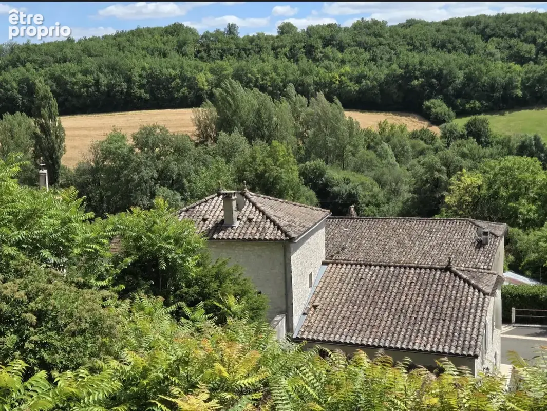 Un véritable havre de paix au cœur d'un village du Quercy. - photo 26