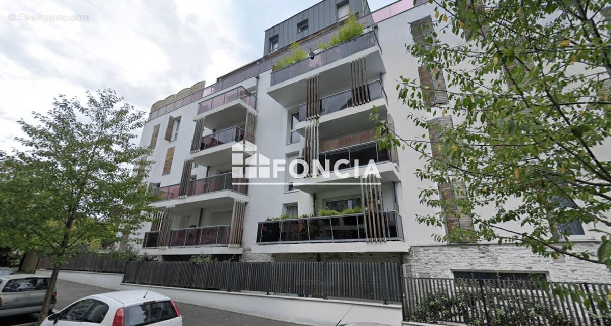 Appartement à LIMEIL-BREVANNES