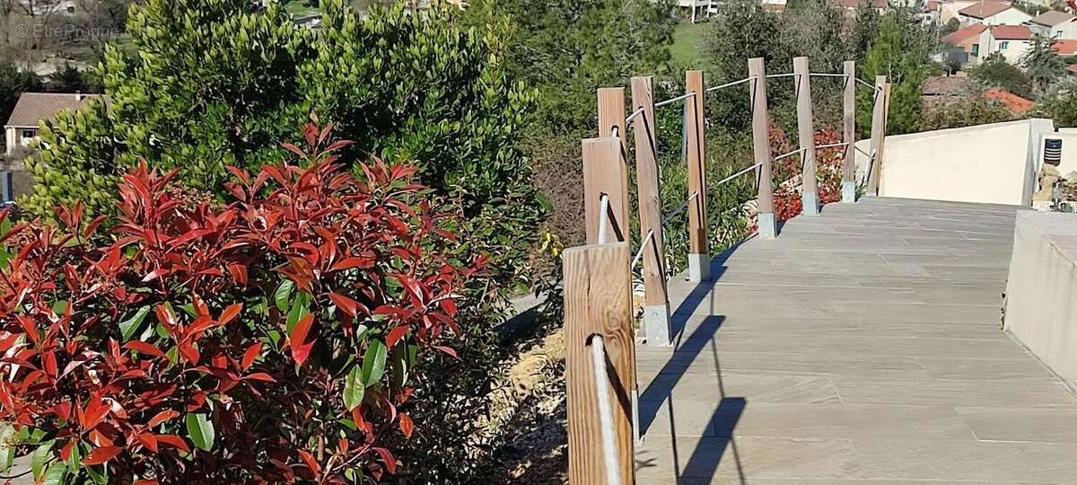 Maison à SAINT-MARTIN-DE-VALGALGUES