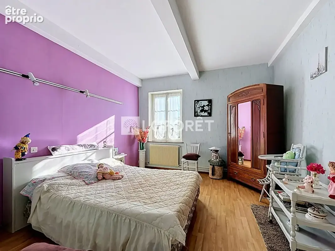 Demeure FAMILIALE à vendre au coeur du village - 7 pièce(s) 265 m2 - photo 14