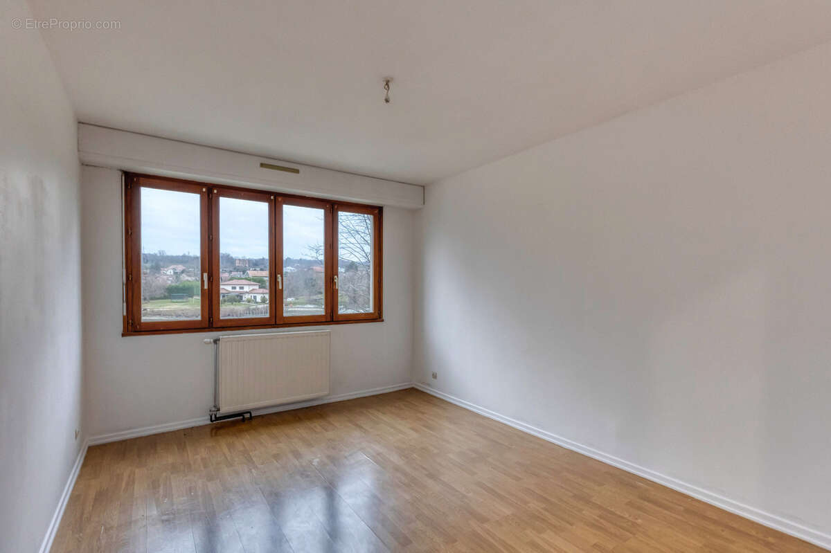 Appartement à MOIRANS