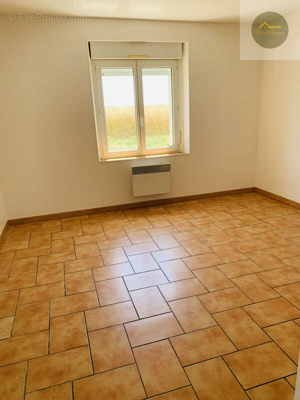 Maison à JOUY