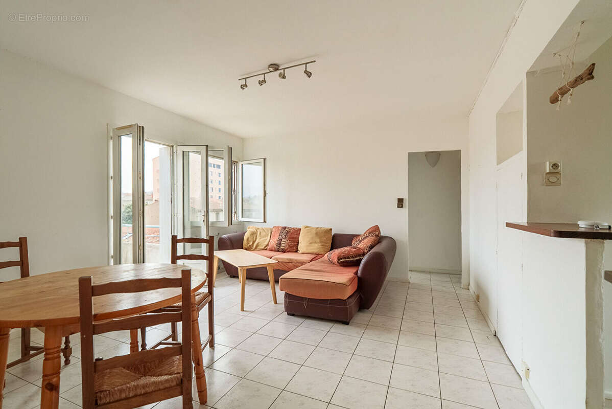 Appartement à CARCASSONNE