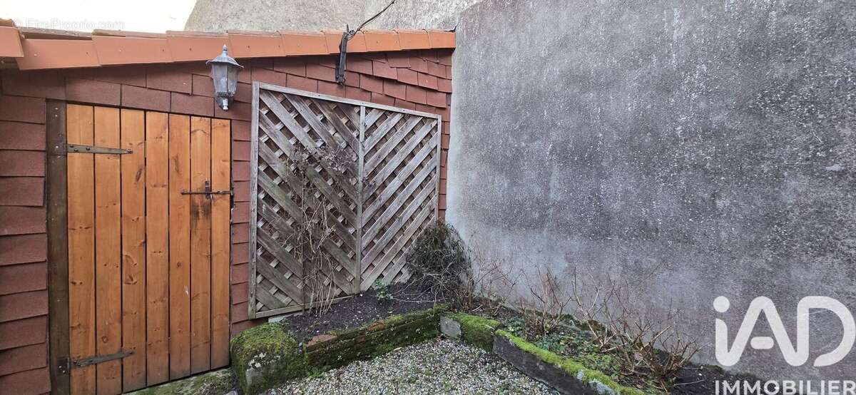 Photo 2 - Maison à SAINT-PIERRE-DES-ECHAUBROGNES