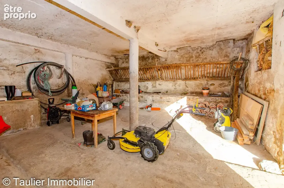 Ancienne ferme avec dépendances - photo 27